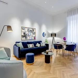 Apartment The Heart Of Luxury House, Rome
